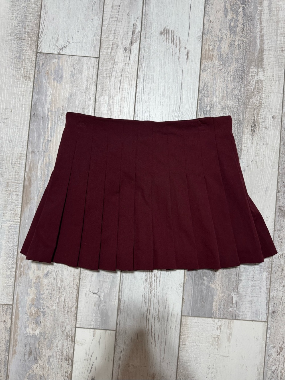 Zara Pleated Mini Skirt in Burgundy